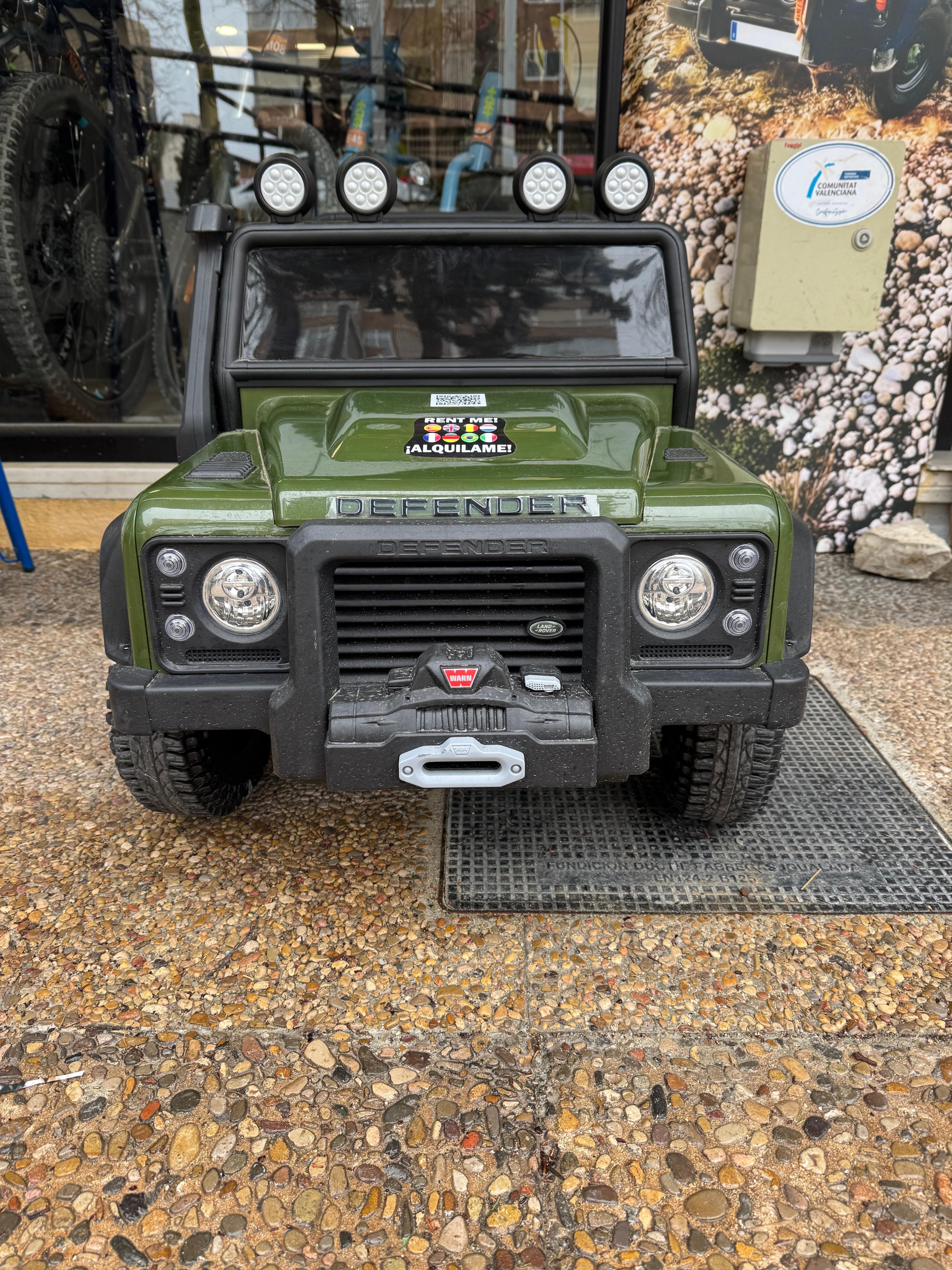 4x4 Mini Defender